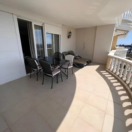 Resident Gold Bau 3 Apartment *